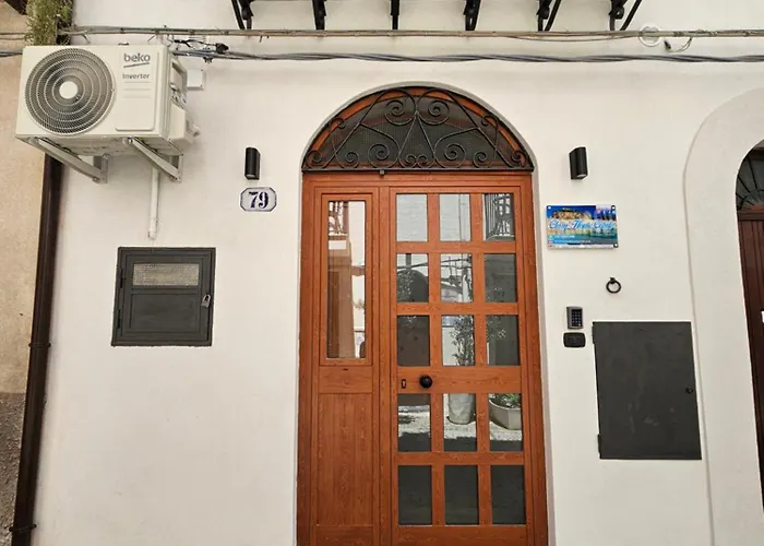 Апартаменты Clary Cefalu'